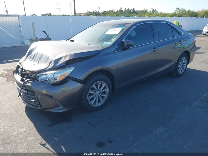 2015 Toyota Camry Le