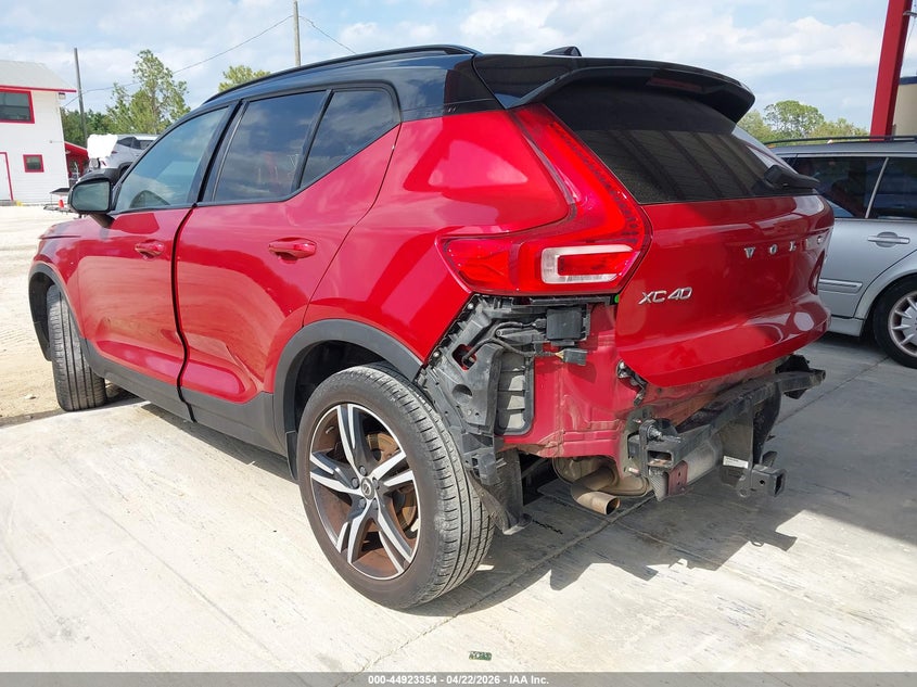 2020 Volvo Xc40 T5 R-Design