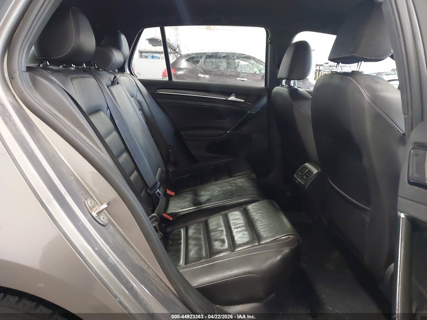 2016 Volkswagen Golf R 4-Door VIN: WVWUF7AU0GW139224 Lot: 44923363
