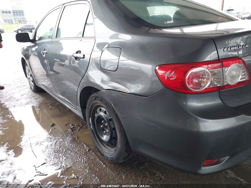 2013 TOYOTA COROLLA auction photo 6