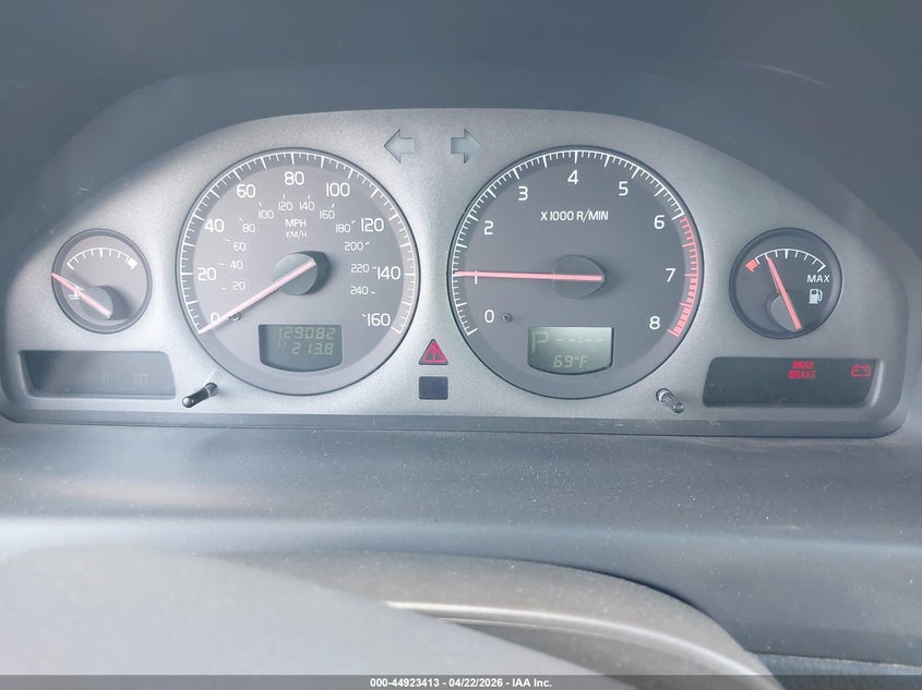 2002 Volvo S60 Awd VIN: YV1RH58DX22165897 Lot: 44923413