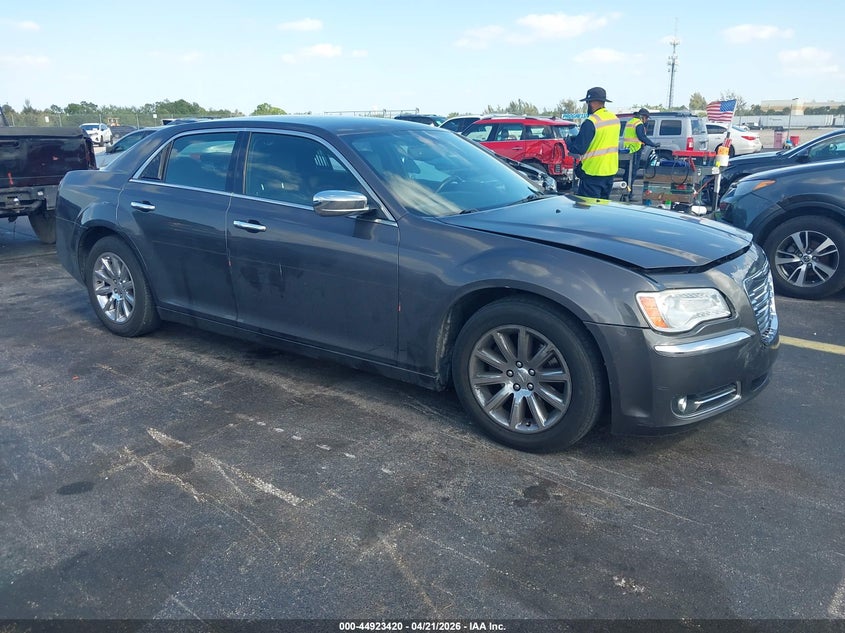 2013 Chrysler 300C