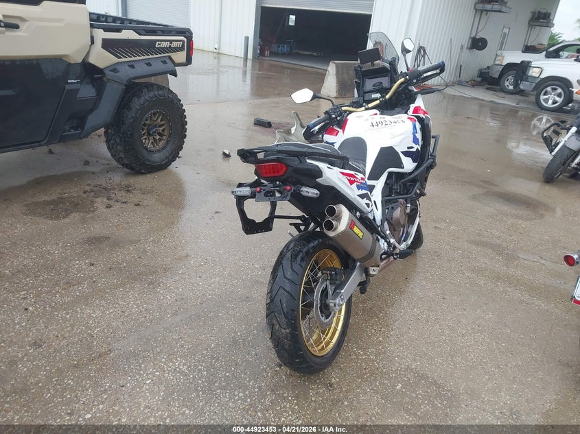 2025 Honda Crf1100 A4 VIN: JH2SD15B2SK100449 Lot: 44923453