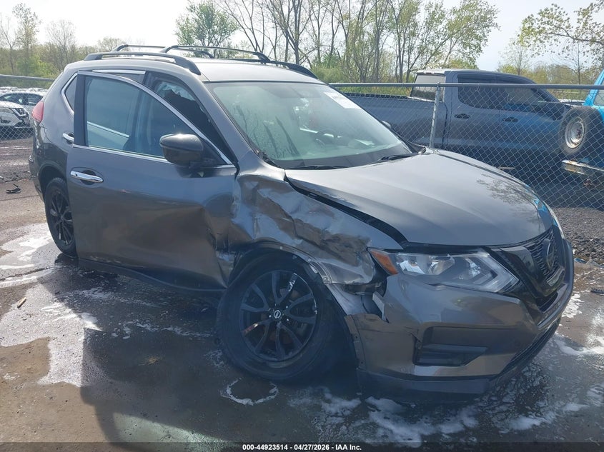 2018 Nissan Rogue Sv