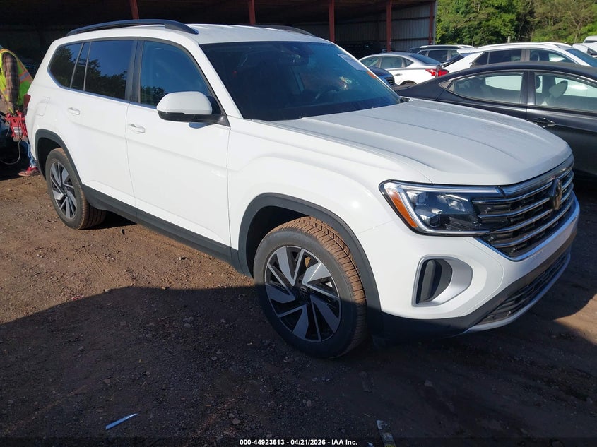 2025 Volkswagen Atlas 2.0T Se W/Technology