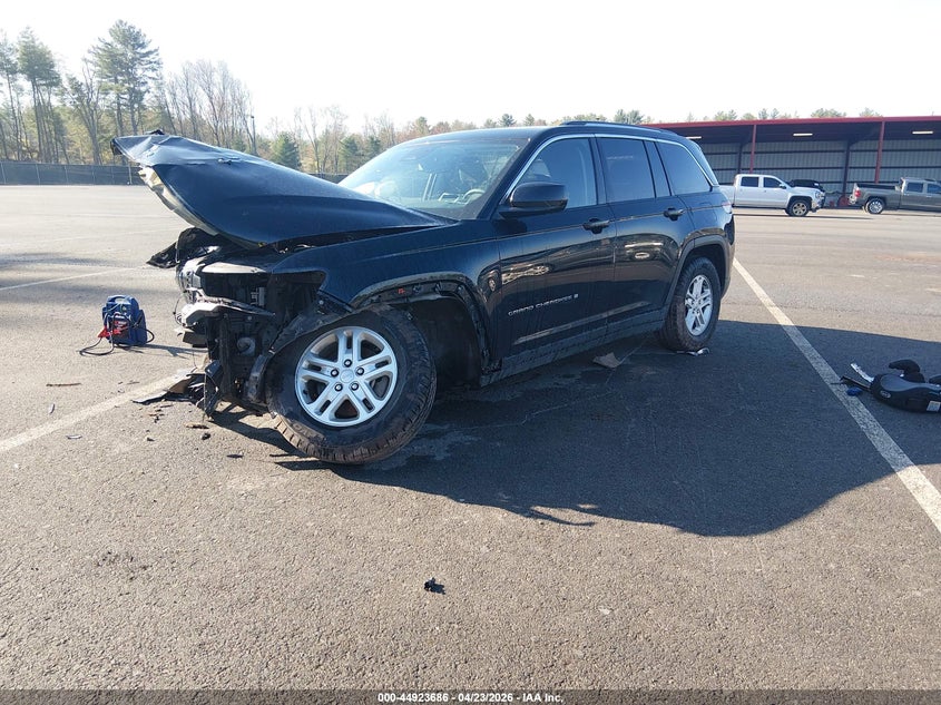 2023 Jeep Grand Cherokee Laredo 4x4 1C4RJHAG7PC530358 photo 1
