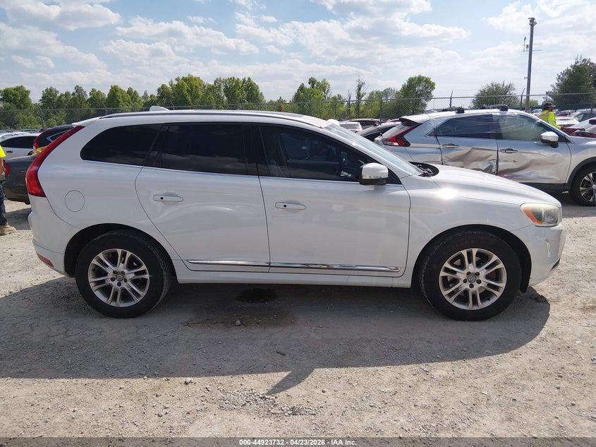 2016 Volvo Xc60 T5 Drive-E Premier VIN: YV440MDK0G2782445 Lot: 44923732