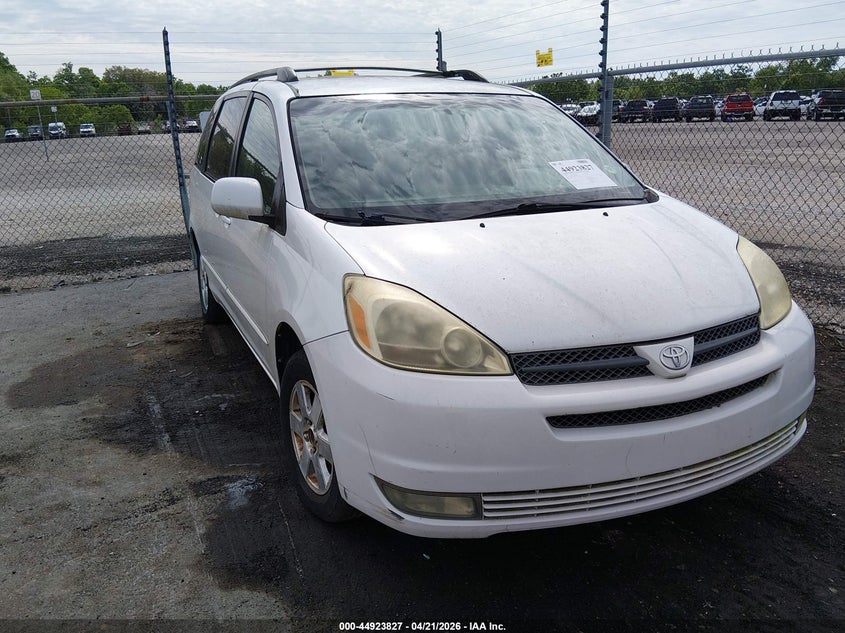 2004 Toyota Sienna Xle