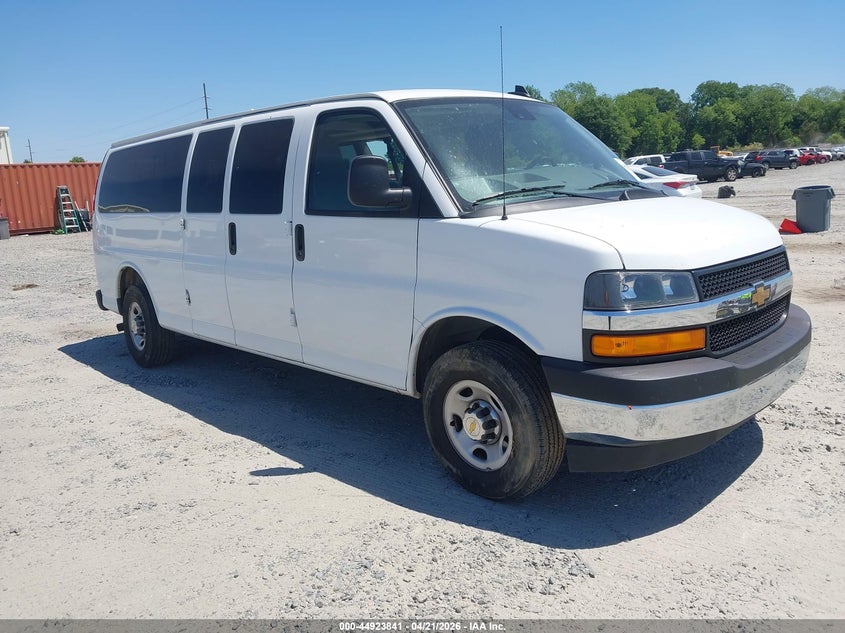 2025 Chevrolet Express Passenger Rwd 3500 Extended Wheelbase Lt