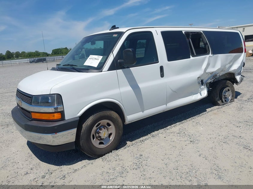2025 Chevrolet Express Passenger Rwd 3500 Extended Wheelbase Lt