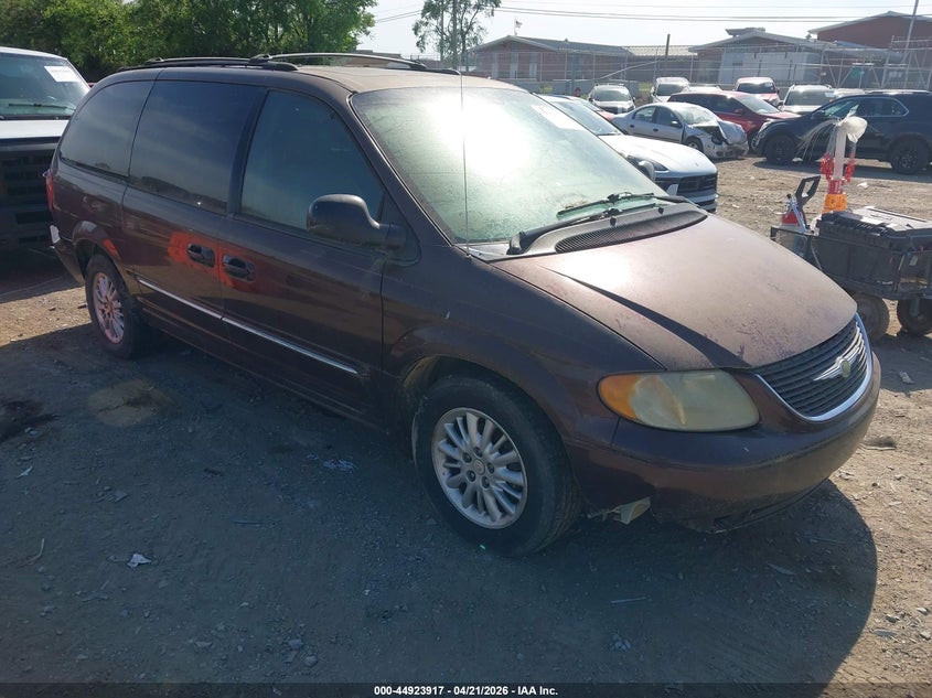 2004 Chrysler Town & Country Touring