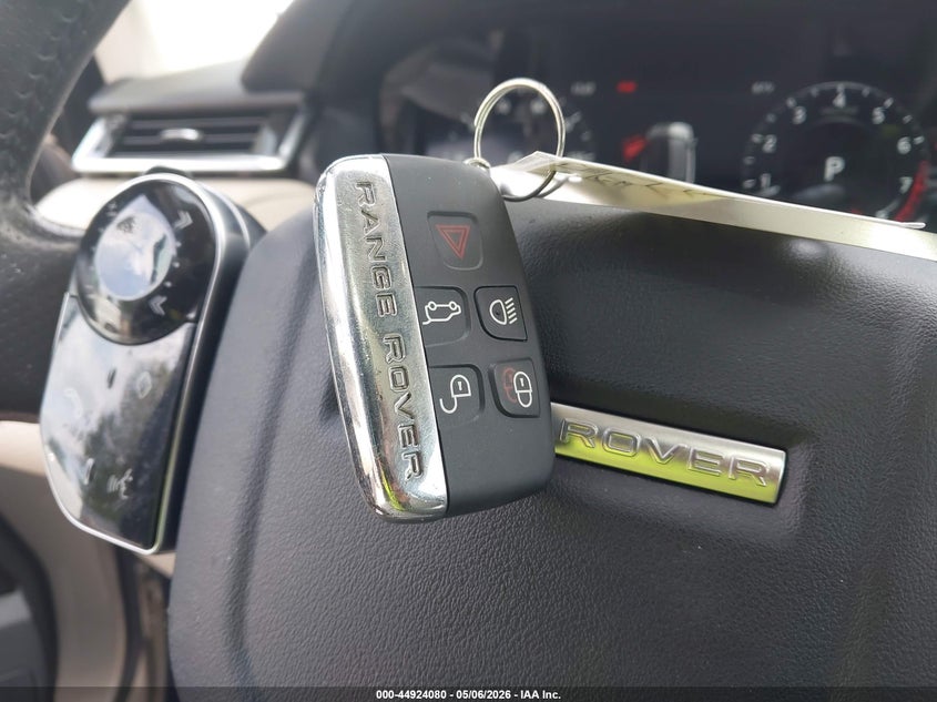 2019 Land Rover Range Rover Velar P250 S VIN: SALYB2EX0KA797306 Lot: 44924080