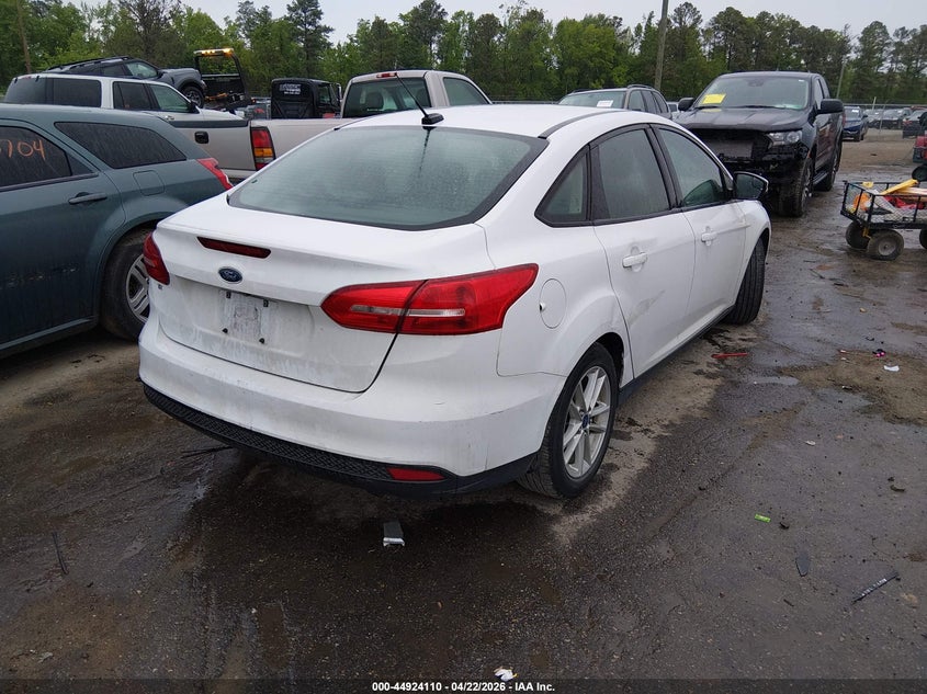 Vin: 1fadp3f21gl320692, lot: 45421489, ford focus se 20164