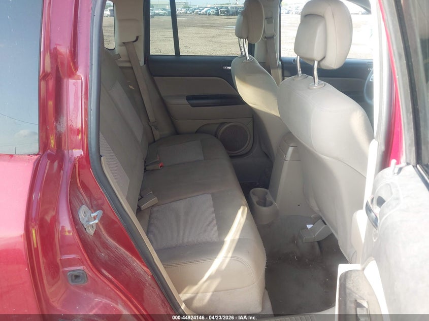 2011 Jeep Compass VIN: 1J4NT1FB3BD143882 Lot: 44924146