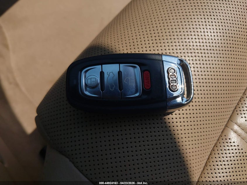 2013 Audi A7 3.0T Premium VIN: WAU2GAFC2DN082590 Lot: 44924163