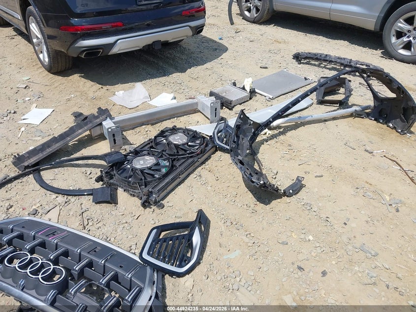 2025 Audi Q7 Premium Plus 55 Tfsi Quattro Tiptronic VIN: WA1LVBF73SD018044 Lot: 44924235