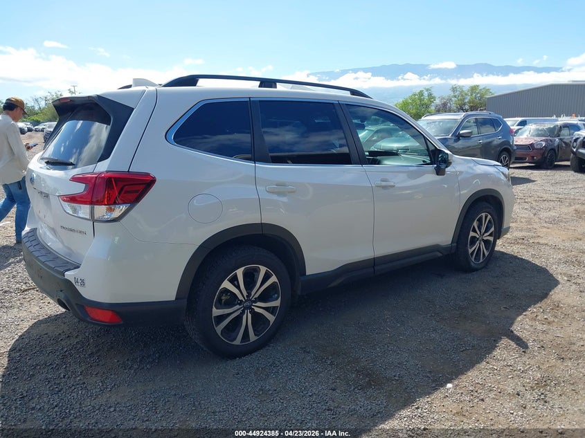 Vin: jf2skascxmh514141, lot: 45421764, subaru forester limited 20214