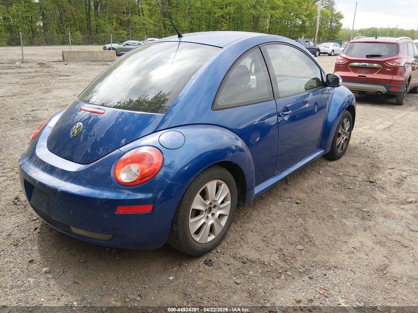 2008 Volkswagen New Beetle S