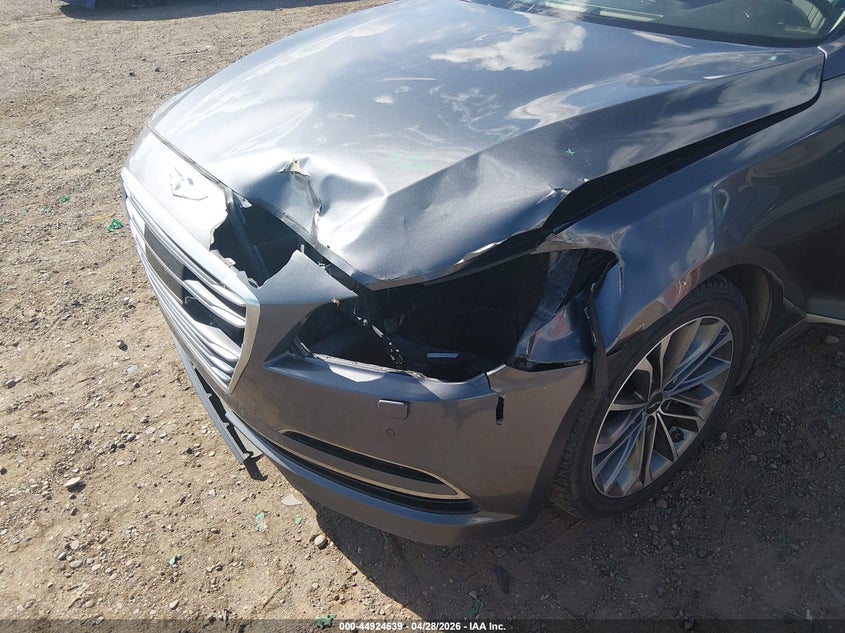 2015 HYUNDAI GENESIS auction photo 6