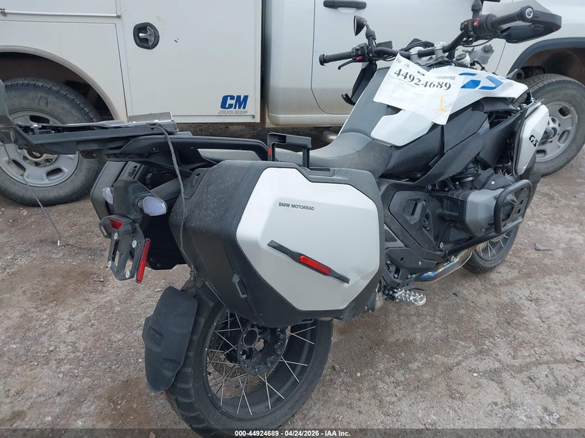 2025 BMW R 1300 Gs VIN: WB10M2304S6L25243 Lot: 44924689