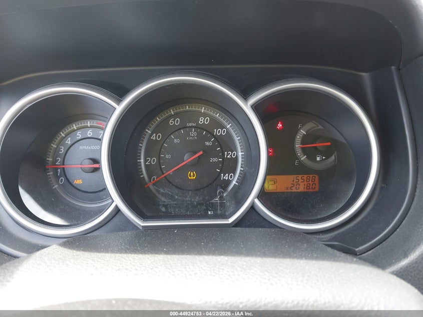 2011 NISSAN VERSA auction photo 7