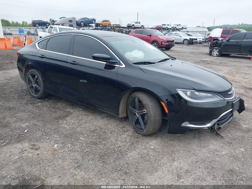2015 CHRYSLER 200 — zdjęcie z aukcji