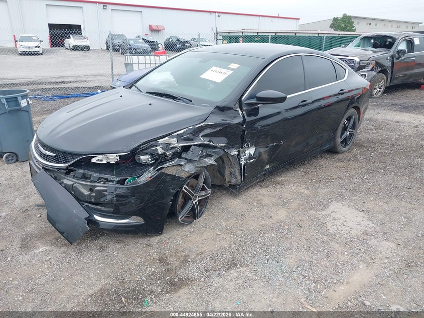 2015 CHRYSLER 200 — zdjęcie 2
