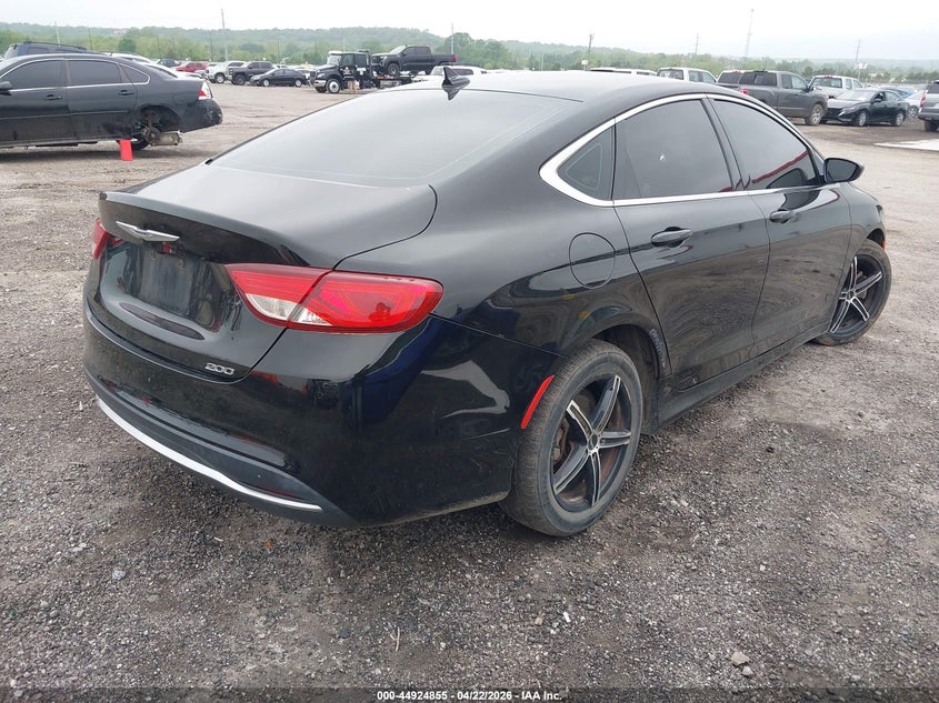 2015 CHRYSLER 200 — zdjęcie 4
