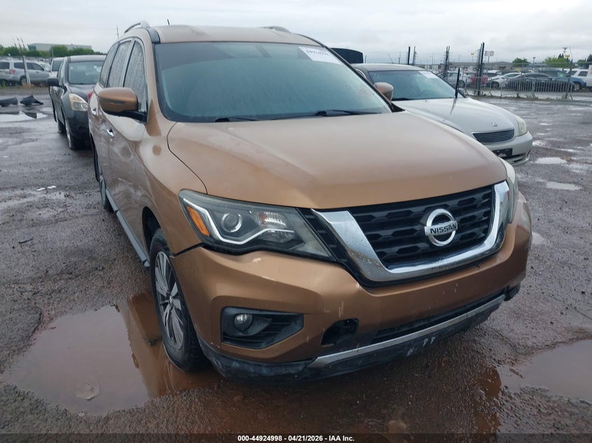 2017 Nissan Pathfinder Sv