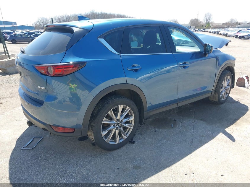 2020 MAZDA CX-5 auction photo 4
