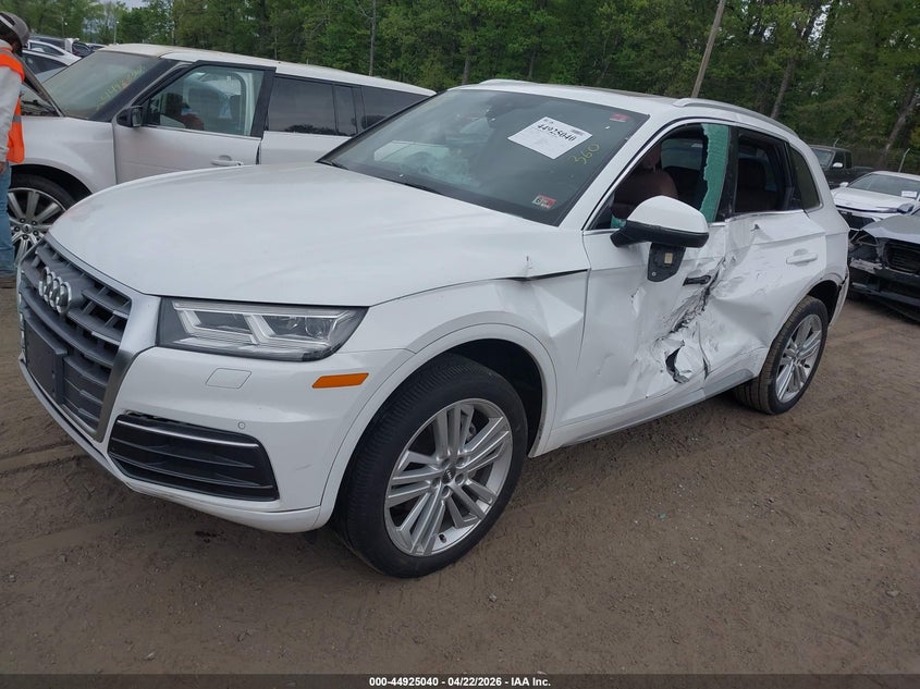 Vin: wa1bnafy4j2100650, lot: 45422420, audi q5 2.0t premium/2.0t tech premium 20182