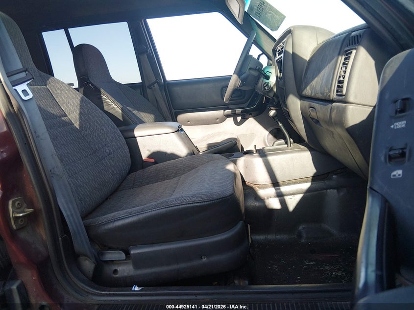 2000 Jeep Cherokee Sport