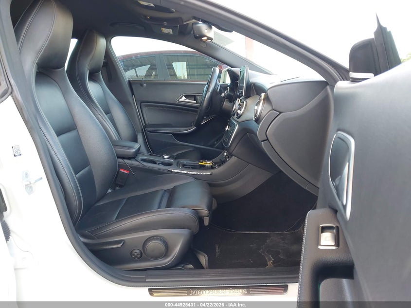 2016 Mercedes-Benz Cla 250