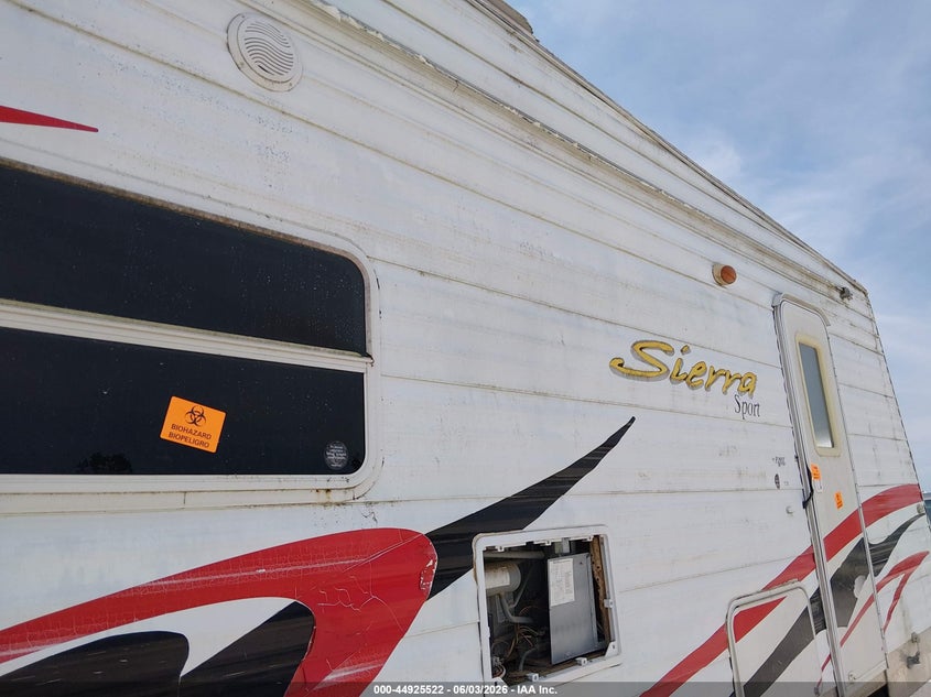 2005 OTHER FOREST RIVER SIERRA TRAILER N/A