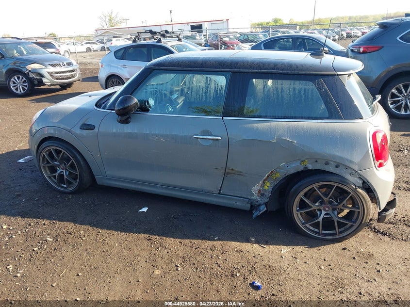 2017 Mini Hardtop Cooper VIN: WMWXP5C35H2F61775 Lot: 44925580