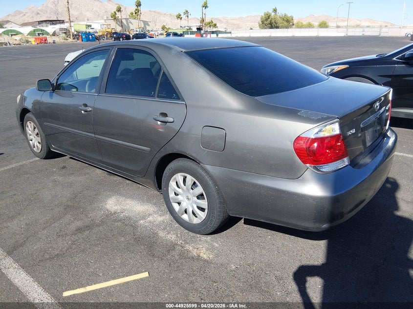2005 Toyota Camry Le