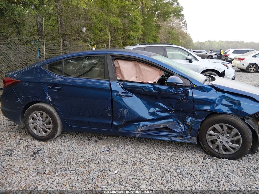 2020 HYUNDAI ELANTRA auction photo 6