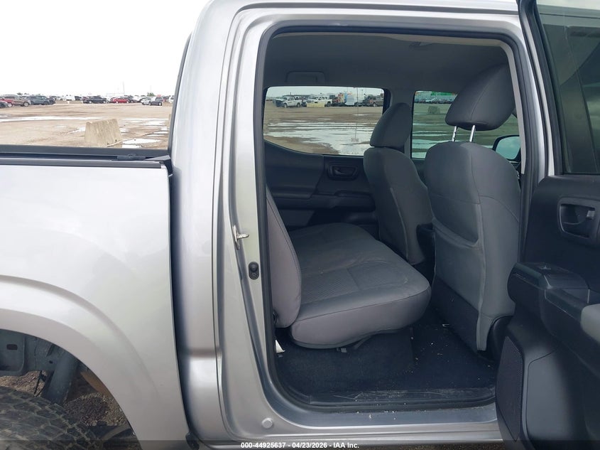 2020 Toyota Tacoma Sr VIN: 5TFAX5GN2LX177076 Lot: 44925637