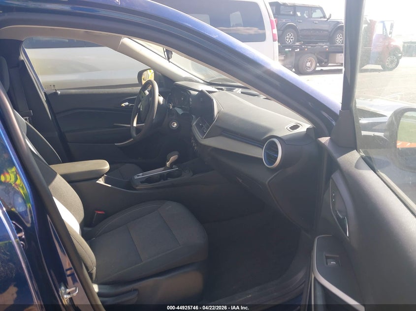 VIN KL77LFE22RC100371 2024 CHEVROLET TRAX FWD SP
