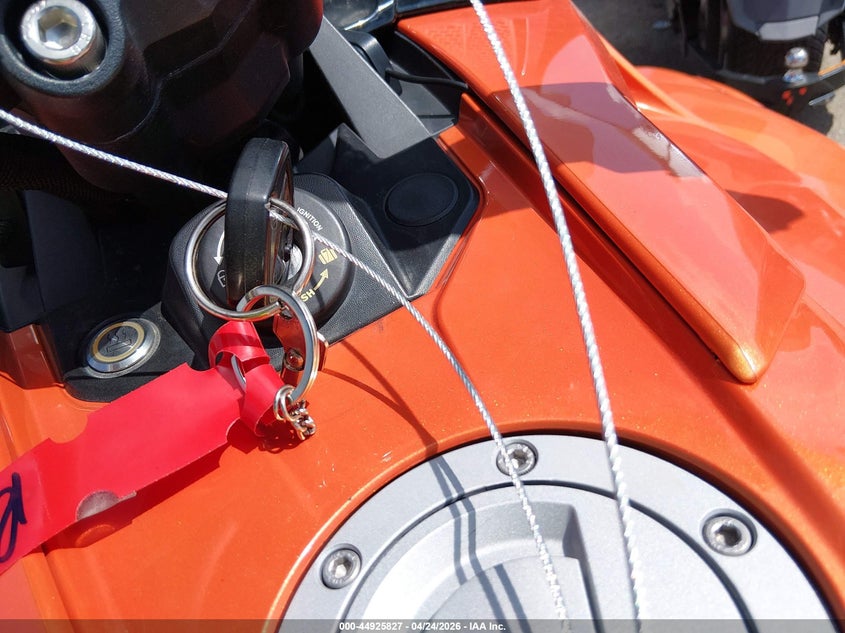 2019 Can-Am Spyder Roadster F3-T/F3 Limited VIN: 2BXREDD23KV000697 Lot: 44925827