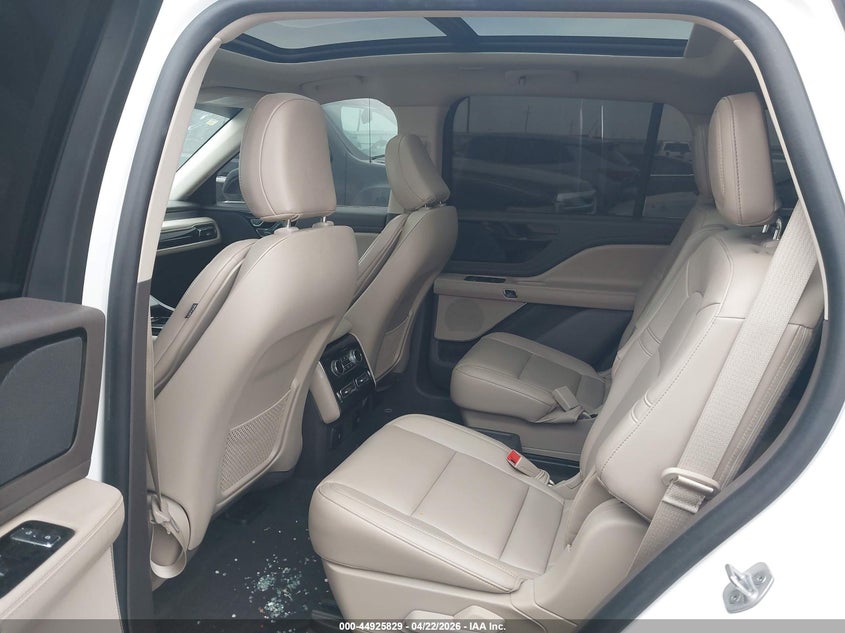 2023 Lincoln Aviator Standard VIN: 5LM5J6WC7PGL18439 Lot: 44925829