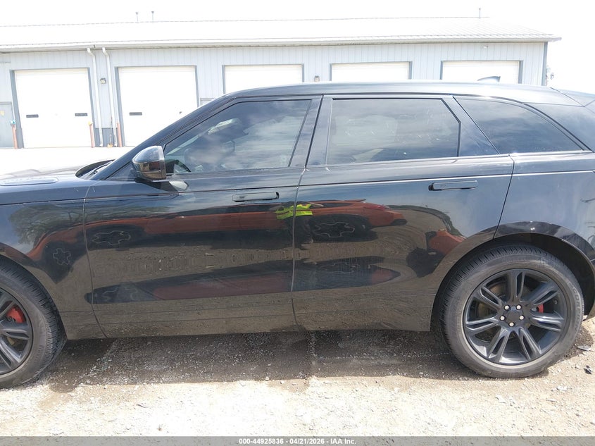 LAND ROVER RANGE ROVER VELAR - zdjęcie 14