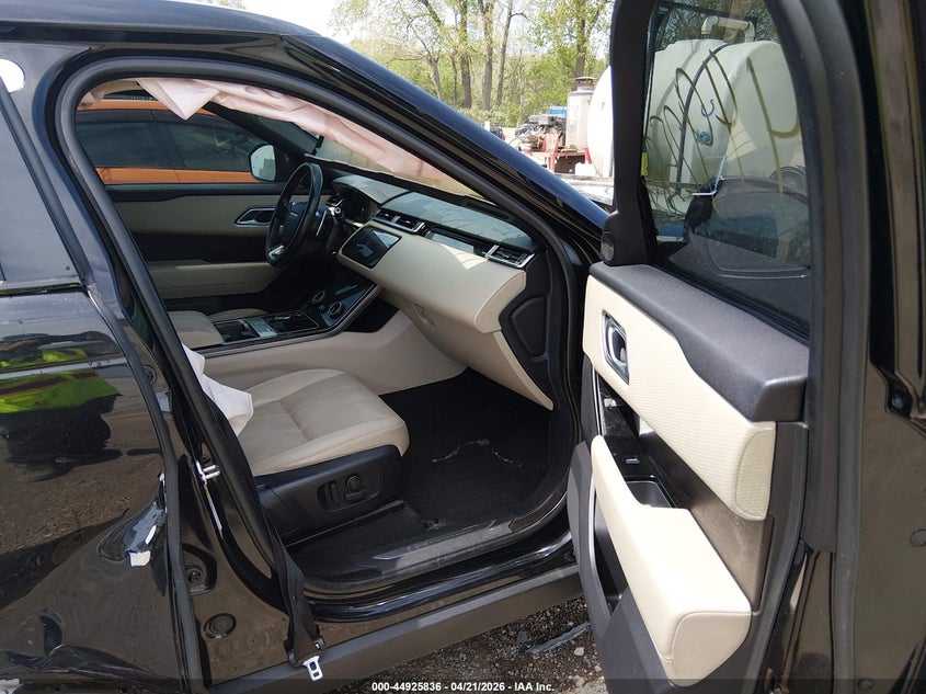 LAND ROVER RANGE ROVER VELAR - zdjęcie 5