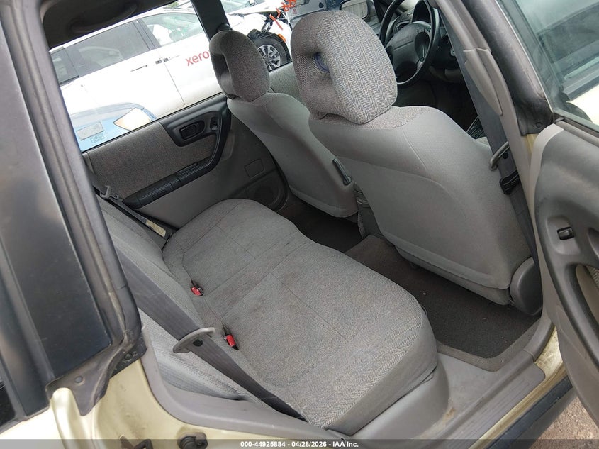 2001 Subaru Forester L VIN: JF1SF63581H711245 Lot: 44925884