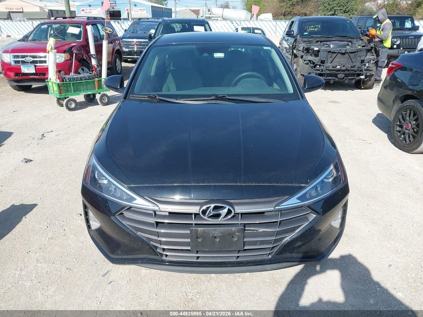 VIN KMHD84LF3KU839228 2019 HYUNDAI ELANTRA SEL
