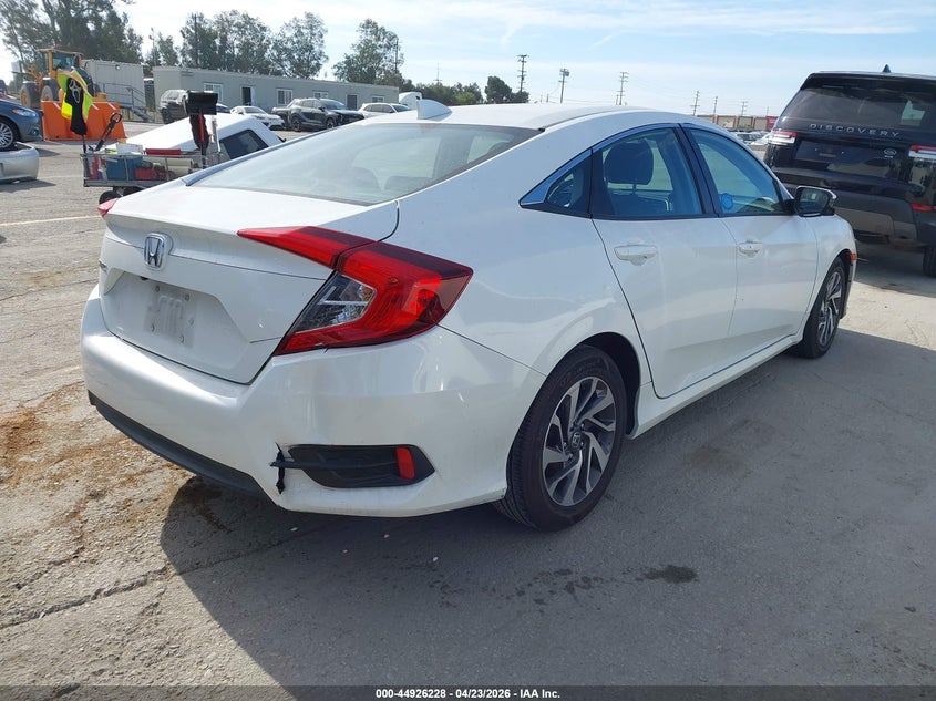 2018 HONDA CIVIC auction photo 4
