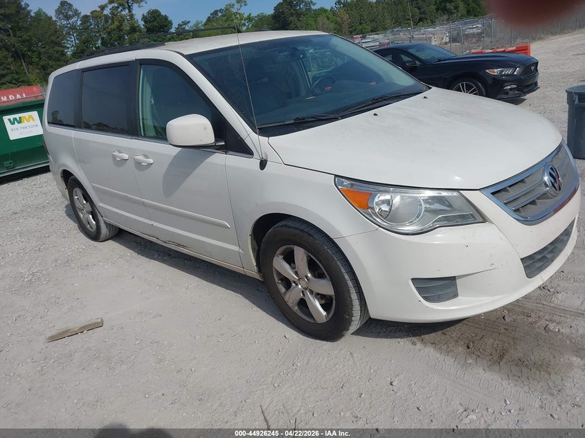 2011 Volkswagen Routan Se VIN: 2V4RW3DG3BR626137 Lot: 44926245