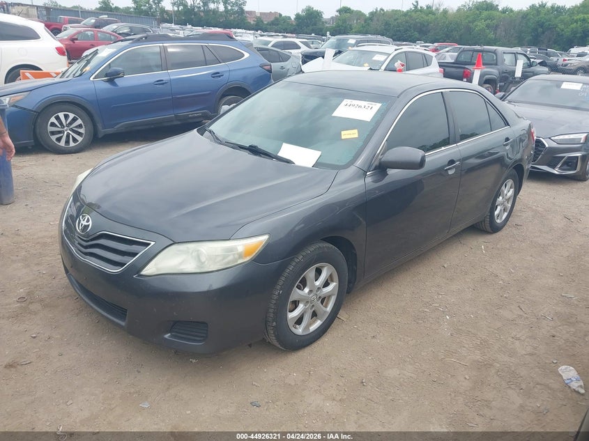 2011 TOYOTA CAMRY auction photo 2
