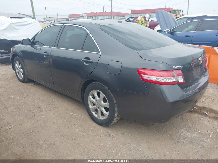 2011 TOYOTA CAMRY auction photo 3