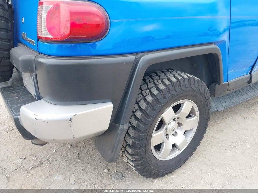 2008 Toyota Fj Cruiser VIN: JTEZU11F18K004414 Lot: 44926352